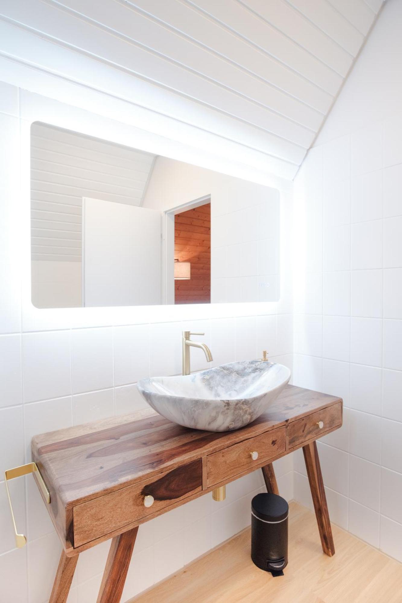 Neu Deluxe Suite Muensterblick, Maisonette, Kingsize Bett, Kueche, Netflix, Aussicht, E-Kamin Bad Säckingen Dış mekan fotoğraf
