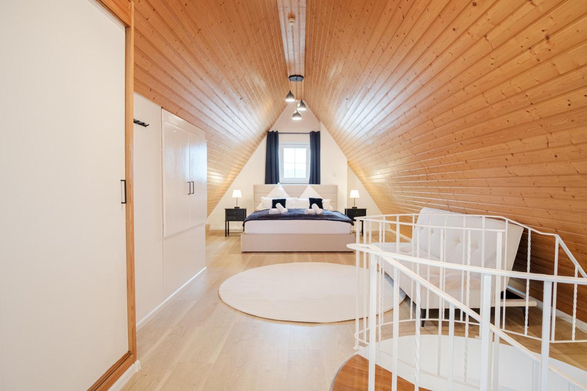 Neu Deluxe Suite Muensterblick, Maisonette, Kingsize Bett, Kueche, Netflix, Aussicht, E-Kamin Bad Säckingen Dış mekan fotoğraf