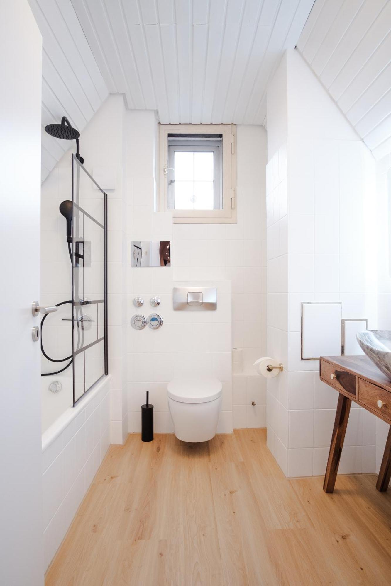 Neu Deluxe Suite Muensterblick, Maisonette, Kingsize Bett, Kueche, Netflix, Aussicht, E-Kamin Bad Säckingen Dış mekan fotoğraf