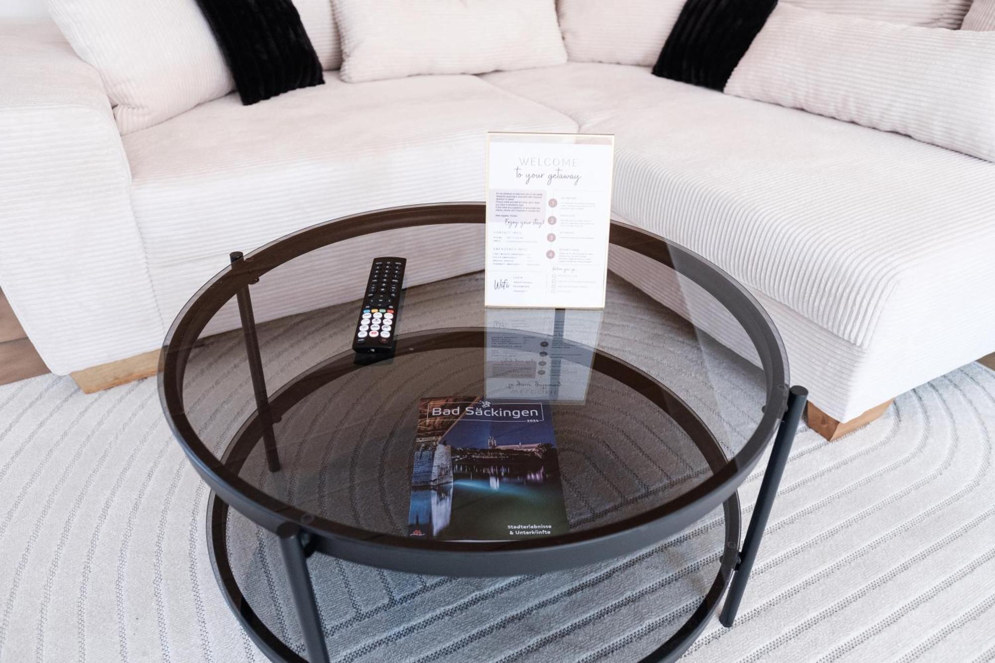 Neu Deluxe Suite Muensterblick, Maisonette, Kingsize Bett, Kueche, Netflix, Aussicht, E-Kamin Bad Säckingen Dış mekan fotoğraf